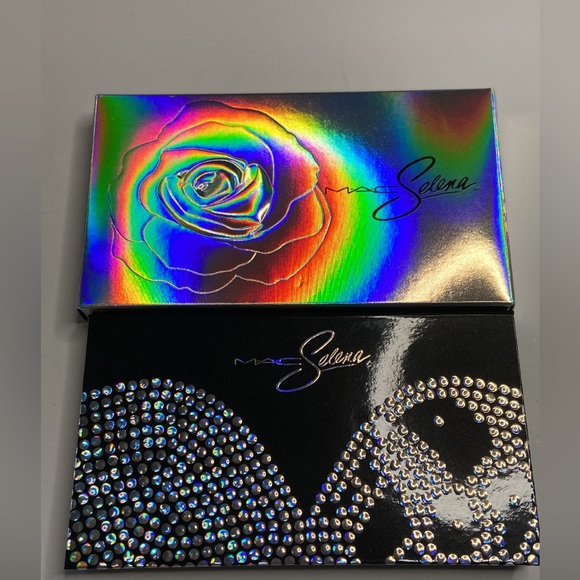 MAC x Selena - Picture 2 of 6